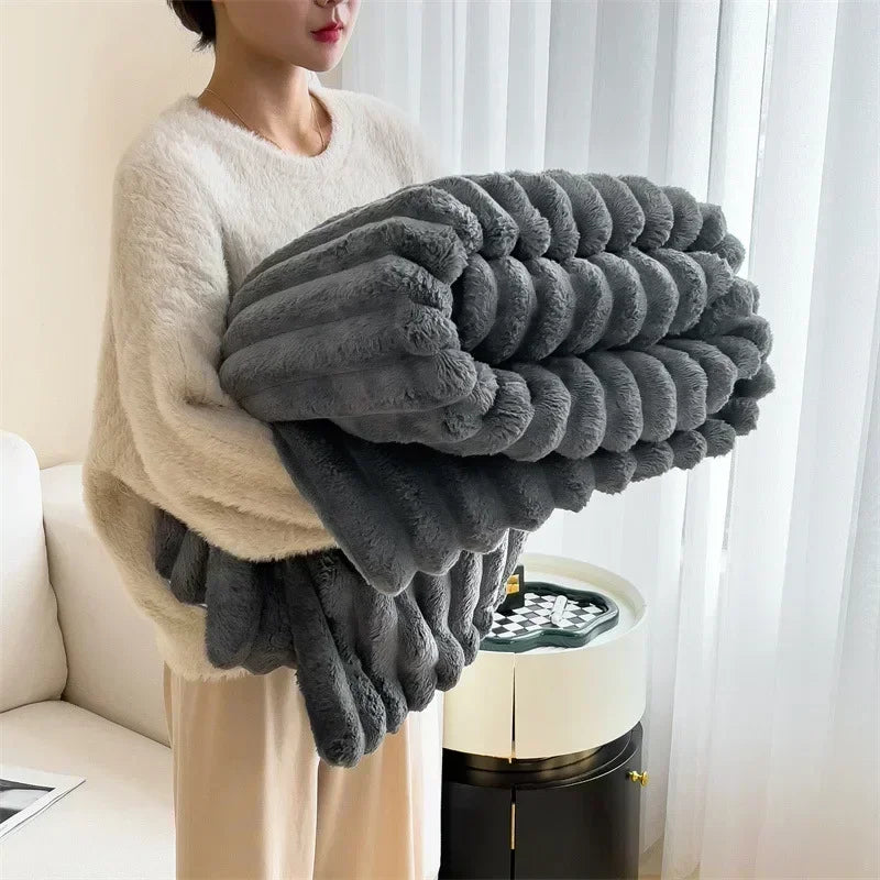 Soft Wind Bubble Velvet Blanket Warm Solid Rabbit Fur Blankets Double-sided Thickening Cover Throw Warm Fur Blanket